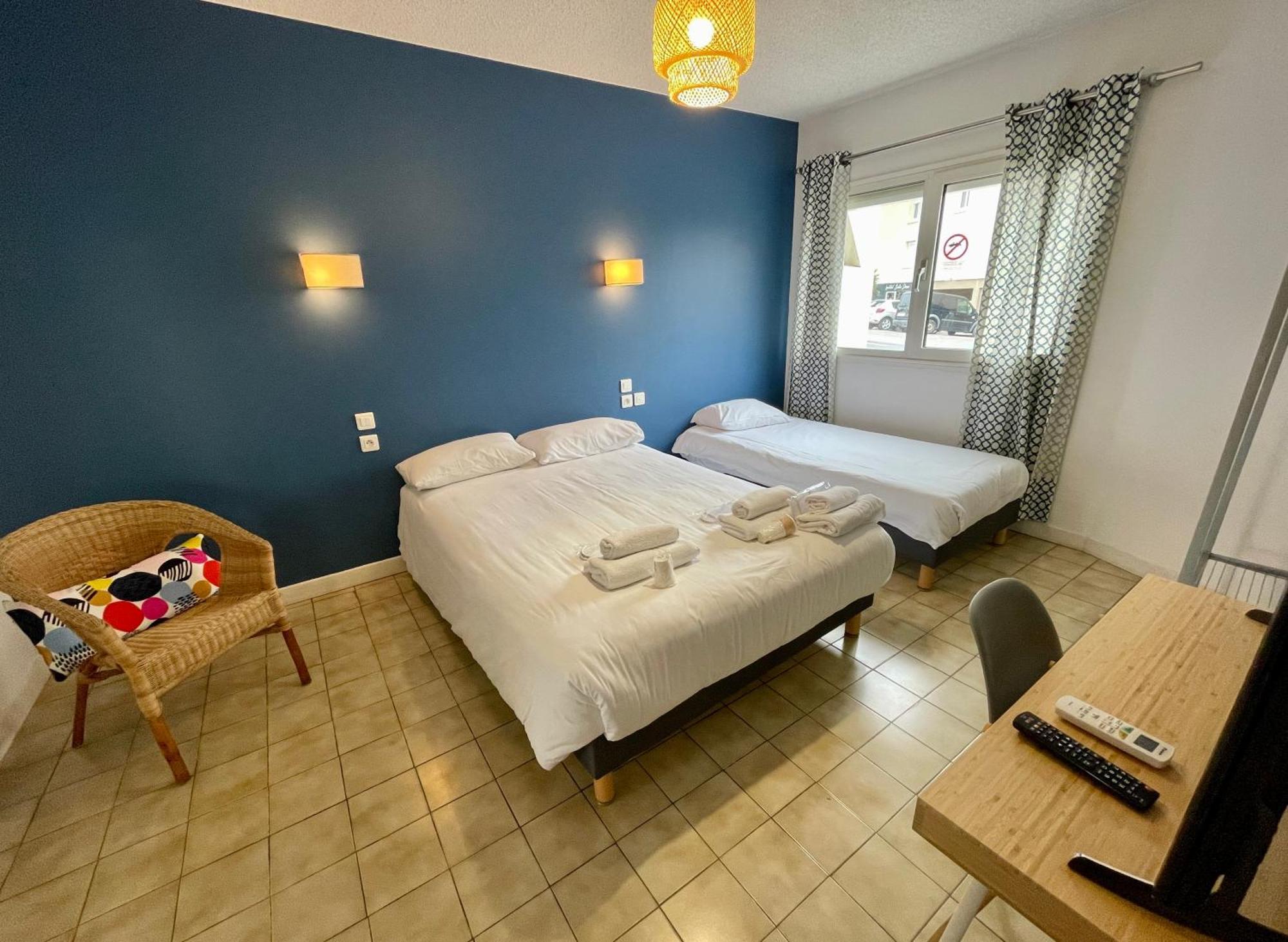 Amerique Hotel Palavas - Piscine&Parking - Plage Buitenkant foto